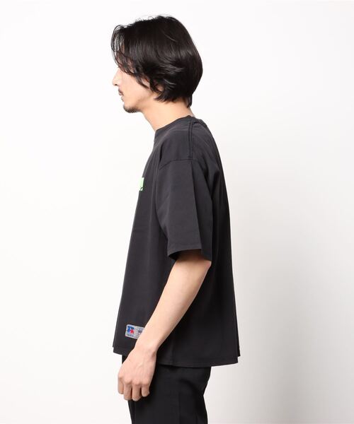 STUDIO SEVEN(スタジオ セブン)の「Russell Athletic x STUDIO SEVEN SS Tee 1【STUDIOSEVEN/スタジオセブン】(Tシャツ/カットソー・メンズ・グレー/ホワイト/カーキ/ブラック・MEDIUM/LARGE)」の5枚目の写真