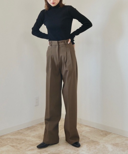 Reurie'(レウリィ)の「ダブルタックスラックス(スラックス・レディース・ブラック/ブラウン・S/M)」の6枚目の写真