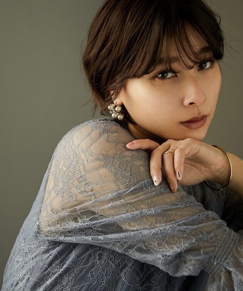 niana（ニアナ）の「ジャスマンパールピアス（ピアス（両耳用）・レディース・ベージュ/シルバー・FREE）」の3枚目の写真