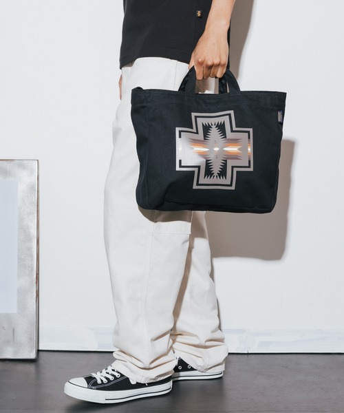 PENDLETON(ペンドルトン)の「PENDLETON / ペンドルトン CANVAS TOTE トートバック ハンドバッグ 2WAY(トートバッグ・メンズ・ブラック/オフホワイト・ONE SIZE)」の2枚目の写真