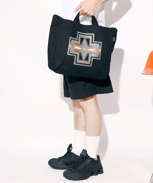PENDLETON(ペンドルトン)の「PENDLETON / ペンドルトン CANVAS TOTE トートバック ハンドバッグ 2WAY(トートバッグ・メンズ・ブラック/オフホワイト・ONE SIZE)」の18枚目の写真