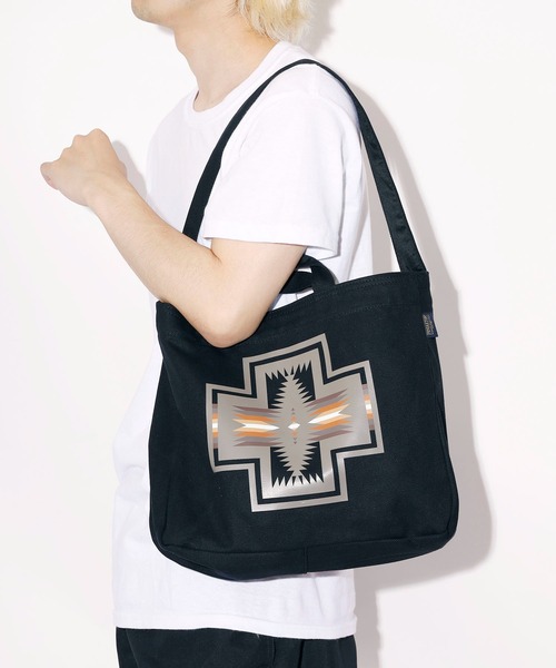 PENDLETON(ペンドルトン)の「PENDLETON / ペンドルトン CANVAS TOTE トートバック ハンドバッグ 2WAY(トートバッグ・メンズ・ブラック/オフホワイト・ONE SIZE)」の16枚目の写真