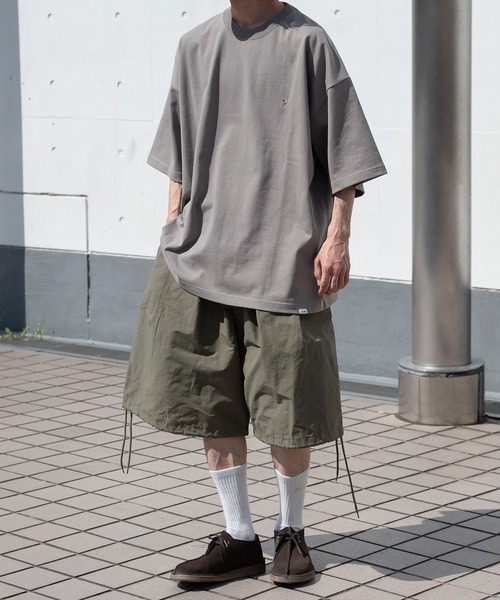 Perushu(ペルーシュ)の「ワンポイントロゴ刺繍Tシャツ(Tシャツ/カットソー・メンズ・オフホワイト/オリーブ/ブルーグレー/グレイッシュベージュ・MEDIUM/LARGE)」の21枚目の写真