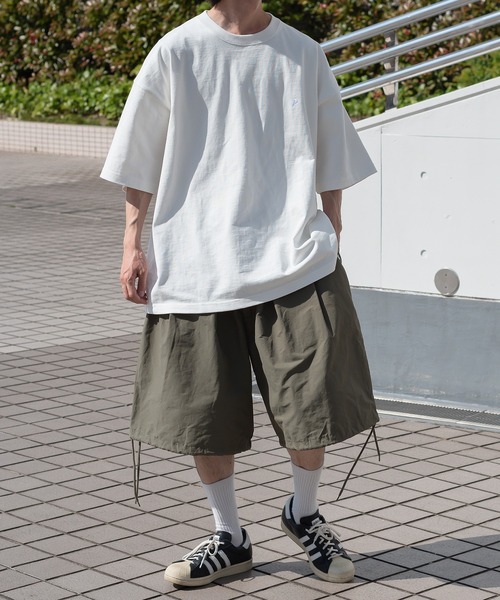 Perushu(ペルーシュ)の「ワンポイントロゴ刺繍Tシャツ(Tシャツ/カットソー・メンズ・オフホワイト/オリーブ/ブルーグレー/グレイッシュベージュ・MEDIUM/LARGE)」の7枚目の写真