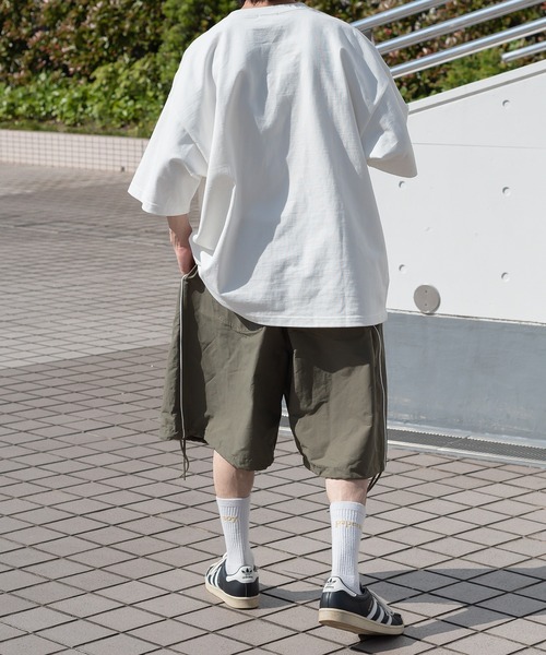 Perushu(ペルーシュ)の「ワンポイントロゴ刺繍Tシャツ(Tシャツ/カットソー・メンズ・オフホワイト/オリーブ/ブルーグレー/グレイッシュベージュ・MEDIUM/LARGE)」の8枚目の写真