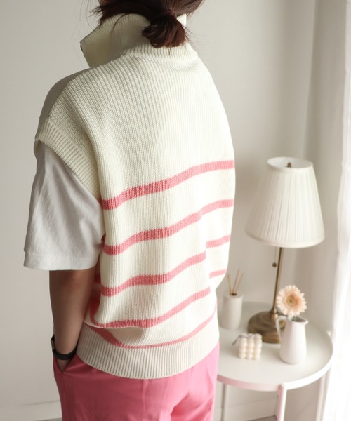 COURO（コウロ）の「ハーフジップニットベスト（ベスト・レディース・レッド/ブルー/ブラック/ピンク/アイボリー系/ホワイト×レッド/ホワイト×ブルー/ホワイト×ピンク・FREE）」の19枚目の写真