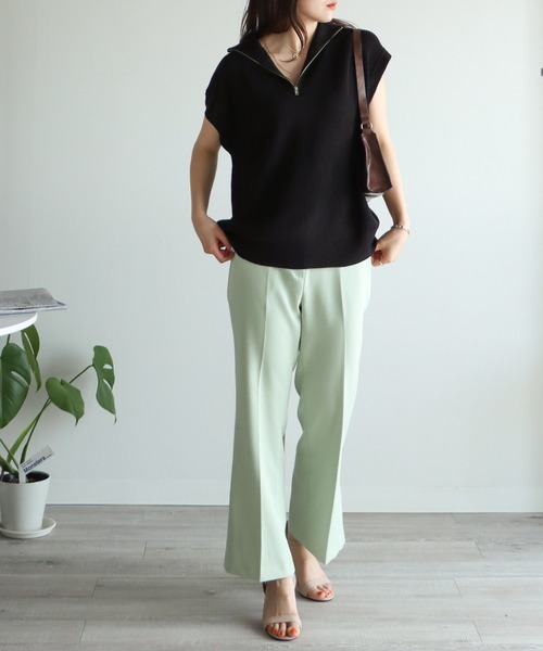 COURO（コウロ）の「ハーフジップニットベスト（ベスト・レディース・レッド/ブルー/ブラック/ピンク/アイボリー系/ホワイト×レッド/ホワイト×ブルー/ホワイト×ピンク・FREE）」の22枚目の写真