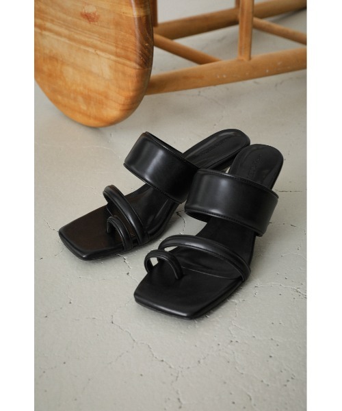 AZUL by moussy（アズールバイマウジー）の「CUSHION BELT SANDALS/クッションベルトサンダル（サンダル・レディース・ブラック/ブルー/ベージュ・LARGE/MEDIUM/SMALL）」の2枚目の写真