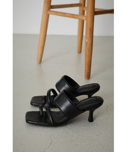 AZUL by moussy（アズールバイマウジー）の「CUSHION BELT SANDALS/クッションベルトサンダル（サンダル・レディース・ブラック/ブルー/ベージュ・LARGE/MEDIUM/SMALL）」の4枚目の写真