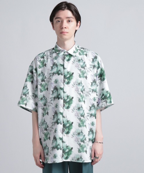 HARE（ハレ）の「ボカシフラワープリントシャツ(HARE)（シャツ