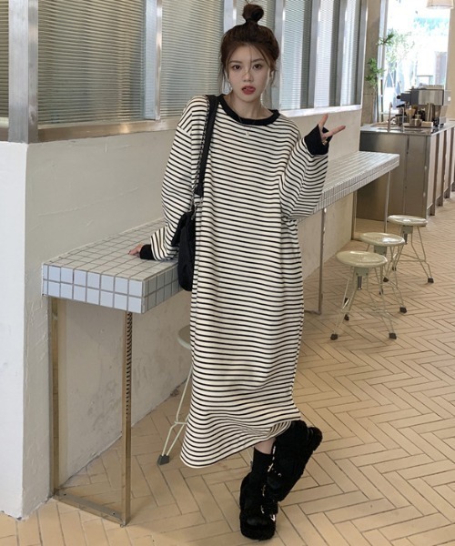 美品 Salire♡ボーダーワンピース Mela（メラ）の「ボーダー スウェットワンピ（ワンピース）」 - WEAR