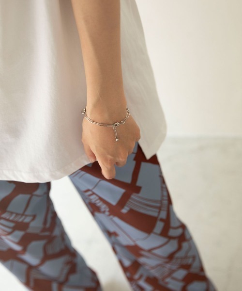 marjour（マージュール）の「[NICKEL FREE]PLATE BRECELET（ブレスレット・レディース・シルバー・FREE）」の8枚目の写真