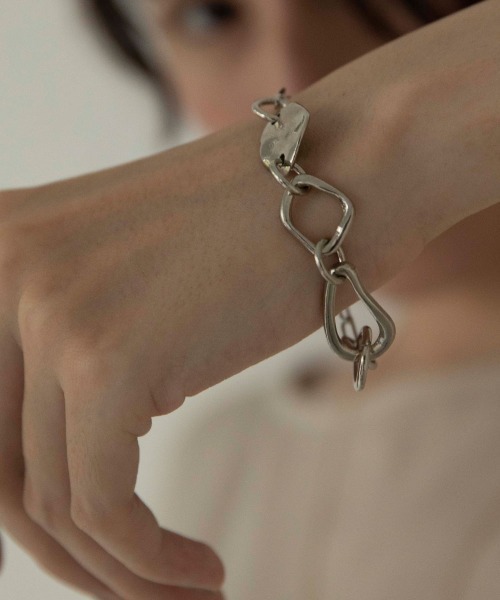 marjour（マージュール）の「[NICKEL FREE]PLATE BRECELET（ブレスレット・レディース・シルバー・FREE）」の7枚目の写真