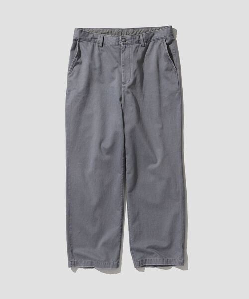 BEAMS(ビームス)の「BEAMS / フェード ワイド チノパンツ(チノパンツ・メンズ・ネイビー/ブラウン系その他3・S/M/L/XL)」の11枚目の写真