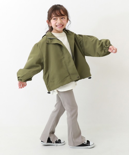 devirock（デビロック）の「2WAYで着られる バルーンシルエット マウンテンパーカー（マウンテンパーカー・キッズ・ダークカーキ/ベージュ/ピンクベージュ/パープル系3/ブラック/グリーン系/ブルー系/ネイビー・110cm/100cm/130cm/120cm/160cm/150cm/140cm）」の14枚目の写真