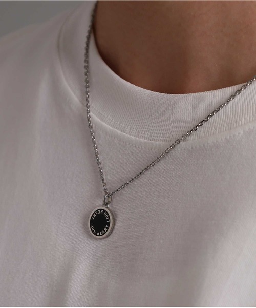 LION HEART（ライオンハート）の「【限定展開】“LH-1”サークルコインネックレス/サージカルステンレス（金属アレルギー対応）【LION HEART / ライオンハート】（ネックレス・メンズ・シルバー×ブラック・50cm）」の7枚目の写真