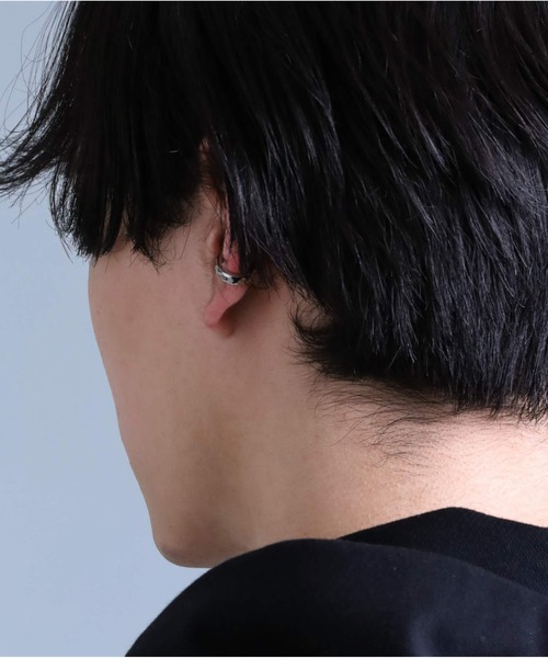 LION HEART（ライオンハート）の「【限定展開】LH-1 カッティングイヤーカフ/サージカルステンレス316L（金属アレルギー対応）（イヤーカフ・メンズ・シルバー/ライトブラック・ONE SIZE）」の14枚目の写真