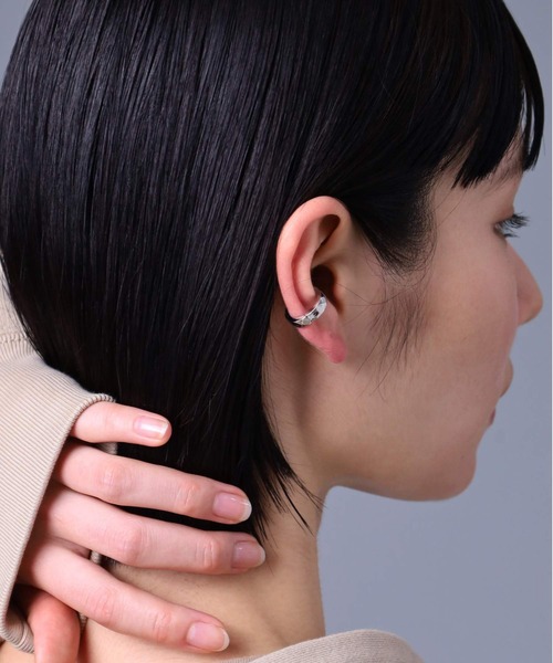 LION HEART（ライオンハート）の「【限定展開】LH-1 カッティングイヤーカフ/サージカルステンレス316L（金属アレルギー対応）（イヤーカフ・メンズ・シルバー/ライトブラック・ONE SIZE）」の19枚目の写真