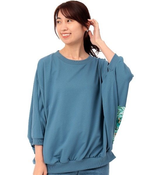 チチカカ（チチカカ）の「kasaneスリーブプルオーバー（スウェット・レディース・オフホワイト/ブルー/ブラウン・FREE）」の13枚目の写真