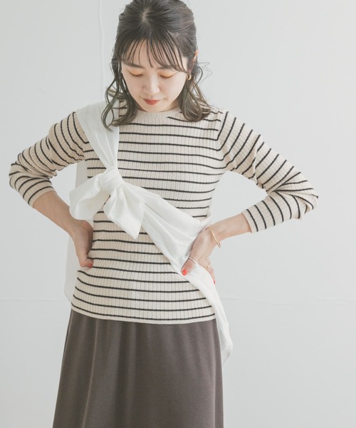 ITEMS URBANRESEARCH（アイテムズ アーバンリサーチ）の「モチモチボーダーニット（ニット/セーター・レディース・ブラック/ブラウン/オフホワイト/カーキ・FREE）」の21枚目の写真