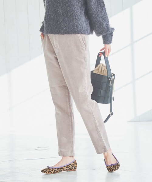 coen（コーエン）の「コーデュロイテーパードパンツ（その他パンツ・レディース・ダークグレー/ライトグレー/ブラウン/ダークグリーン・S/M/L）」の13枚目の写真