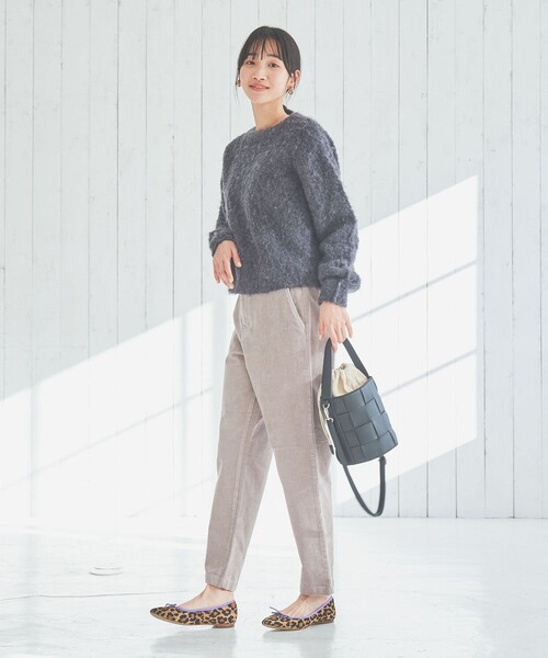 coen（コーエン）の「コーデュロイテーパードパンツ（その他パンツ・レディース・ダークグレー/ライトグレー/ブラウン/ダークグリーン・S/M/L）」の15枚目の写真