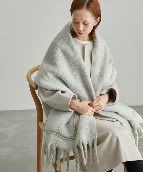 ROPE' PICNIC(ロペピクニック)の「リサイクルバルキーフリンジストールポンチョ(ストール/ショール・レディース・キナリ/ダークラベンダー/イエロー系その他・FREE)」の2枚目の写真
