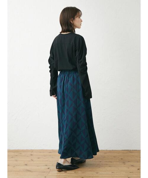 Green Parks(グリーンパークス)の「・ELENCARE DUE ジオメトリックptスカート(スカート・レディース・ブラック/グリーン・FREE)」の18枚目の写真