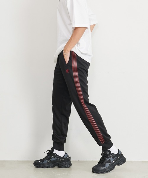 FILA（フィラ）の「FILA/フィラ ブランド ロゴ ライン入り ジャージ ジョガーパンツ トラックパンツ（その他パンツ・メンズ・チャコールグレー/ブラック×レッド/ネイビー系・LL/M/L）」の17枚目の写真