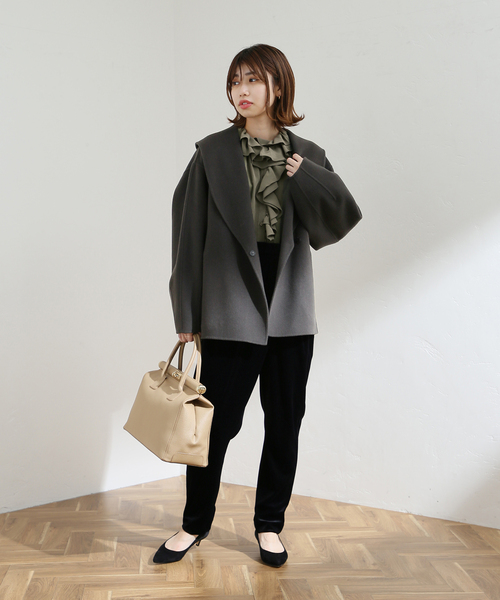 La TOTALITE（ラトータリテ）の「ウールナイロン リバーショールコート