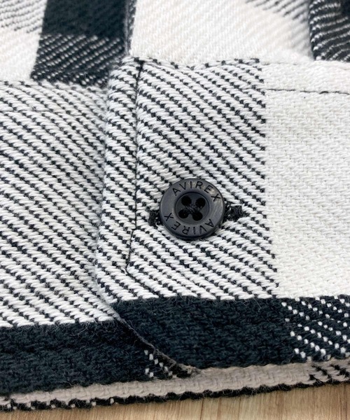 AVIREX（アヴィレックス）の「デイリー コットンフランネル ブロックチェック ワークシャツ（シャツ/ブラウス・メンズ・グレー/グリーン/レッド/ホワイト・XXL/L/XL/M）」の8枚目の写真