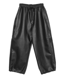 Figments | フェイクレザ－バギーパンツ(その他パンツ)