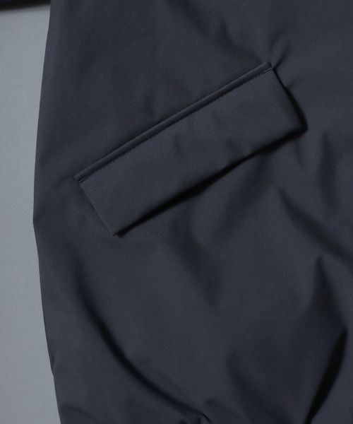 ANPAS（アンパス）の「ANPAS Exclusive Eco-Down Puffer Jacket with Oversized Silhouette and Volume High Neck /アンパス別注 ストレッチ オーバーサイズ ボリュームハイネック エコダウンジャケット レディース メンズ アウター（ダウンジャケット/コート・メンズ・ブラック/グリーン/グレイッシュベージュ/アイボリー/チャコール・LL/M/L）」の22枚目の写真