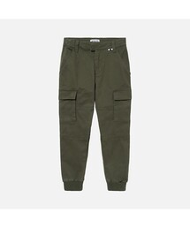 テーパードカーゴパンツ