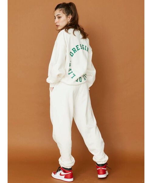 EVRIS（エヴリス）の「スウェットルーズパンツ【セットアップ着用可能】（スウェットパンツ・レディース・ブラック/ホワイト・FREE）」の6枚目の写真