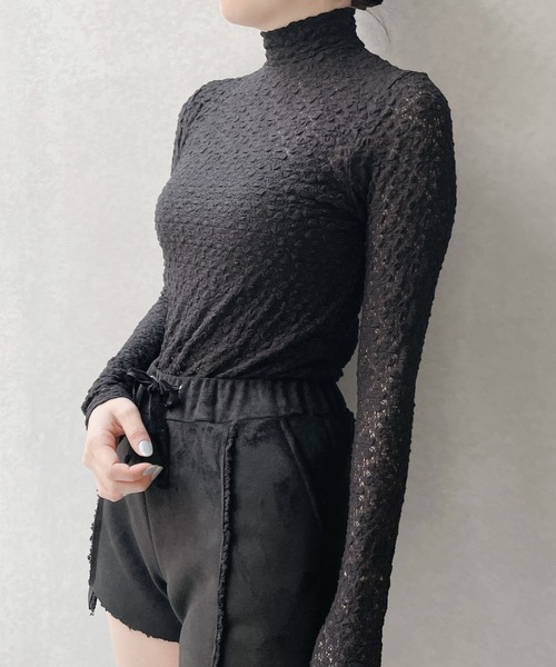 lilLilly(リルリリー)の「フラワーレーストップス(Tシャツ/カットソー・レディース・ホワイト/ブラック・FREE)」の7枚目の写真