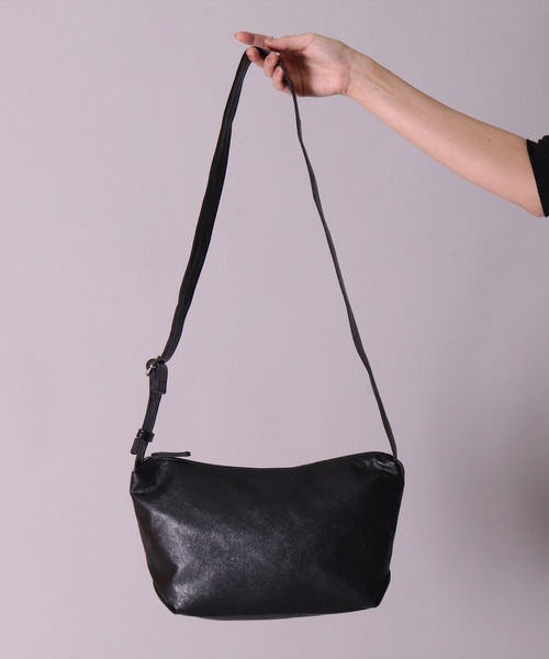 Legato Largo（レガートラルゴ）の「(LF)【Legato Largo】"洗えるフェイクレザー"ワンショルダー バッグ（ショルダーバッグ・レディース・バーガンディー/グレイッシュベージュ/アイボリー/ブラック・ONE SIZE）」の11枚目の写真