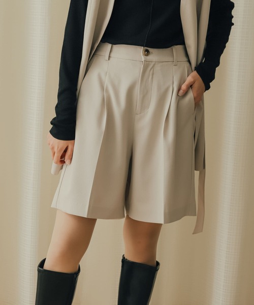 SENSE OF PLACE by URBAN RESEARCH(センスオブプレイスバイアーバンリサーチ)の「センタープレスバミューダパンツ(その他パンツ・レディース・ライトベージュ/モカ/チャコールグレー・SMALL/MEDIUM)」の7枚目の写真