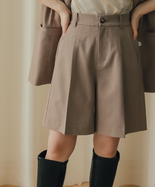 25AW 大人可愛い【HERMES】バミューダ パンツ センタープレス セール】センタープレスバミューダパンツ(その他パンツ