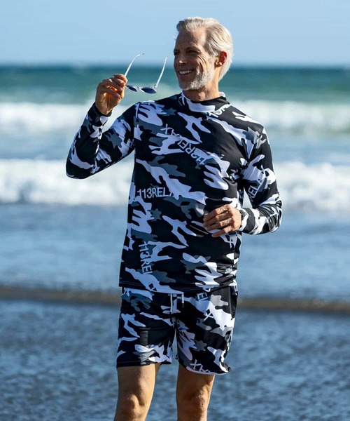 1piu1uguale3 RELAX(ウノピュウノウグァーレトレリラックス)の「1PIU1UGUALE3 RELAX(ウノピゥウノウグァーレトレ リラックス)カモ柄モックネックラッシュガード(ラッシュガード・メンズ・ホワイト/ブラック・S/M/L/XL/XXL)」の10枚目の写真