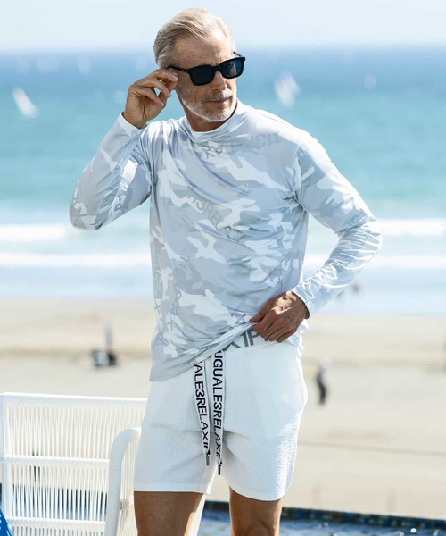 1piu1uguale3 RELAX(ウノピュウノウグァーレトレリラックス)の「1PIU1UGUALE3 RELAX(ウノピゥウノウグァーレトレ リラックス)カモ柄モックネックラッシュガード(ラッシュガード・メンズ・ホワイト/ブラック・S/M/L/XL/XXL)」の18枚目の写真