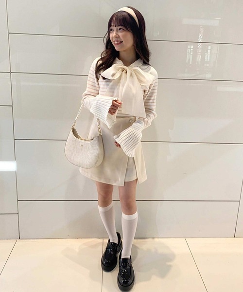 one after another NICE CLAUP（ワンアフターアナザーナイスクラップ）の「2wayボウタイベルスリーブニット（ニット/セーター・レディース・ブラック系その他/ピンク系その他/オフホワイト/ブラック/ホワイト系その他・FREE）」の14枚目の写真