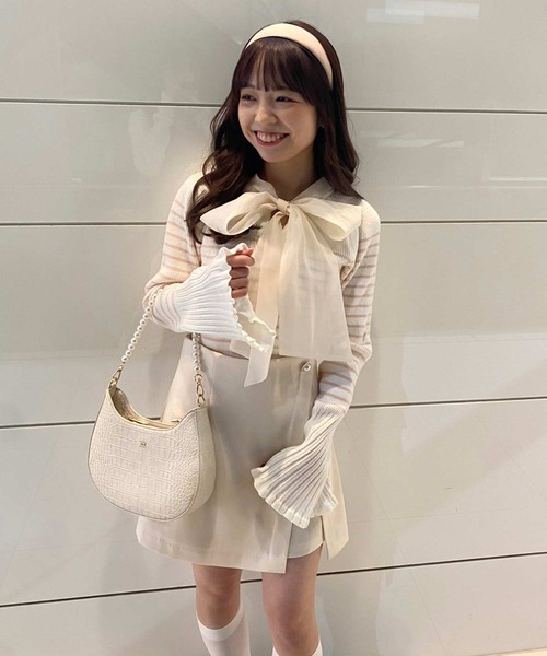 one after another NICE CLAUP（ワンアフターアナザーナイスクラップ）の「2wayボウタイベルスリーブニット（ニット/セーター・レディース・ブラック系その他/ピンク系その他/オフホワイト/ブラック/ホワイト系その他・FREE）」の20枚目の写真