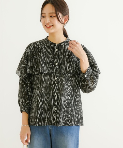 URBAN RESEARCH（アーバンリサーチ）の「ランダムドットケープブラウス（シャツ/ブラウス・レディース・ブラック系その他/ホワイト系その他・FREE）」の9枚目の写真