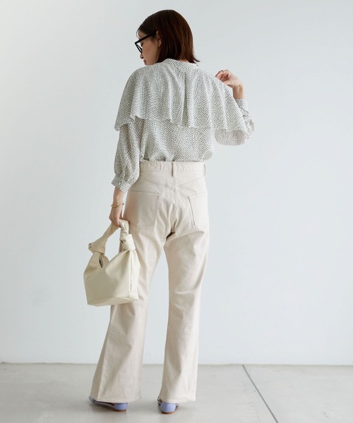 URBAN RESEARCH（アーバンリサーチ）の「ランダムドットケープブラウス（シャツ/ブラウス・レディース・ブラック系その他/ホワイト系その他・FREE）」の20枚目の写真