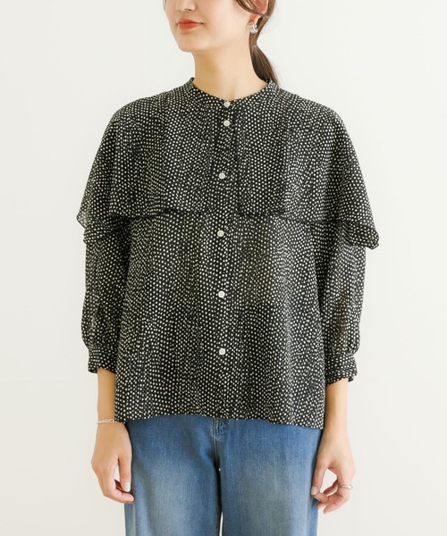 URBAN RESEARCH（アーバンリサーチ）の「ランダムドットケープブラウス（シャツ/ブラウス・レディース・ブラック系その他/ホワイト系その他・FREE）」の21枚目の写真
