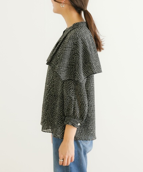URBAN RESEARCH（アーバンリサーチ）の「ランダムドットケープブラウス（シャツ/ブラウス・レディース・ブラック系その他/ホワイト系その他・FREE）」の22枚目の写真