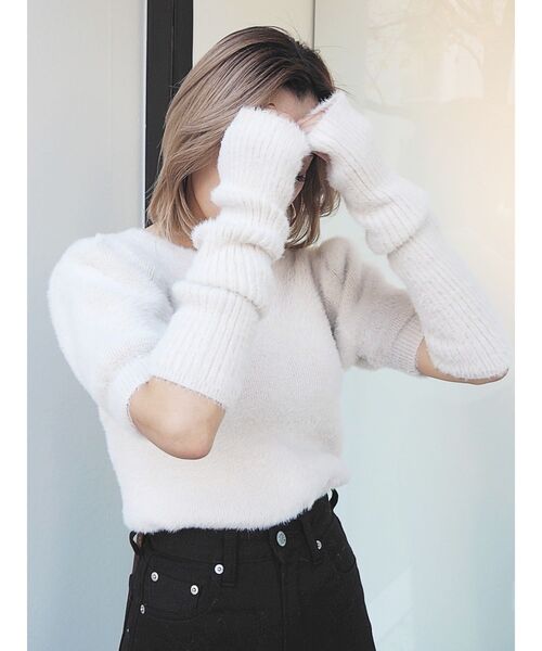 EVRIS（エヴリス）の「ファンシーヤーンアームウォーマーニットトップス（ニット/セーター・レディース・ブラック/パープル/アイボリー・FREE）」の2枚目の写真