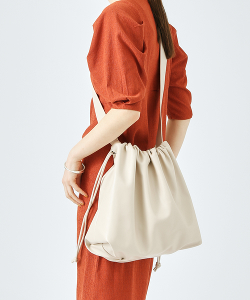 soeur（スール）の「SOEUR/ドローストリングショルダーBAG（トートバッグ・レディース・ブラック/オフホワイト・フリー）」の15枚目の写真