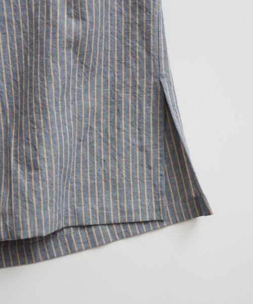 ADAM ET ROPE'(アダムエロペ)の「《FINAL PRICE》【WEB限定】麻混 ストライプ オープンカラー ワーク シャツ / 半袖 / ボックス ワイド / ユニセックス(シャツ/ブラウス・メンズ・ブラック/ベージュ/ブルー・M/L)」の8枚目の写真